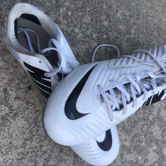 Nike Cleats - Picture 5 of 5
